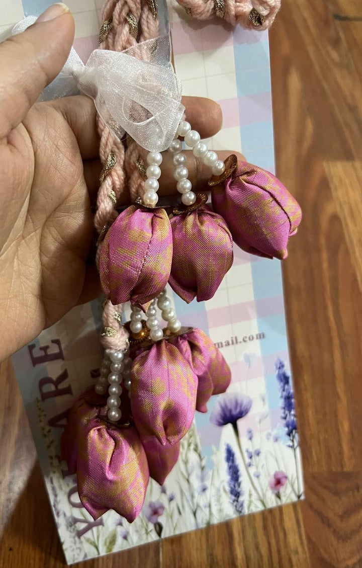 Elegant Floral Paranda – Crafts by Meesal